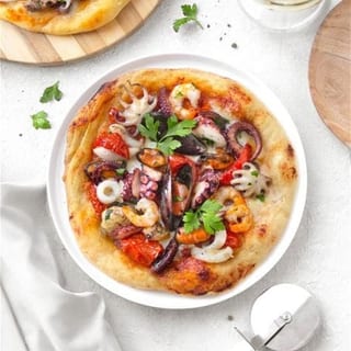 Pizza frutti di mare - fruits of the sea