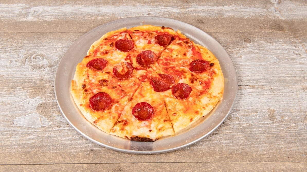 Pizza Istanbul - beef pepperoni (100% halal).
